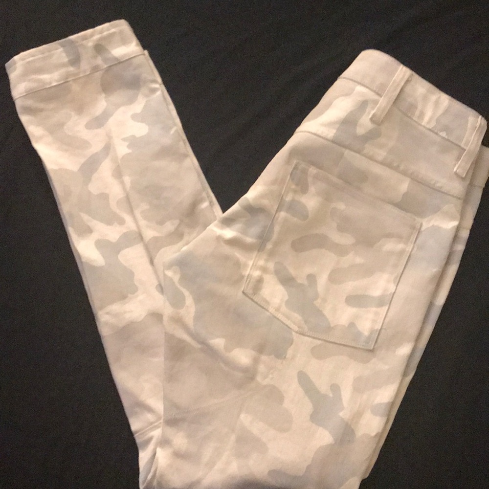 G-Star Raw  5622 white camouflage pants